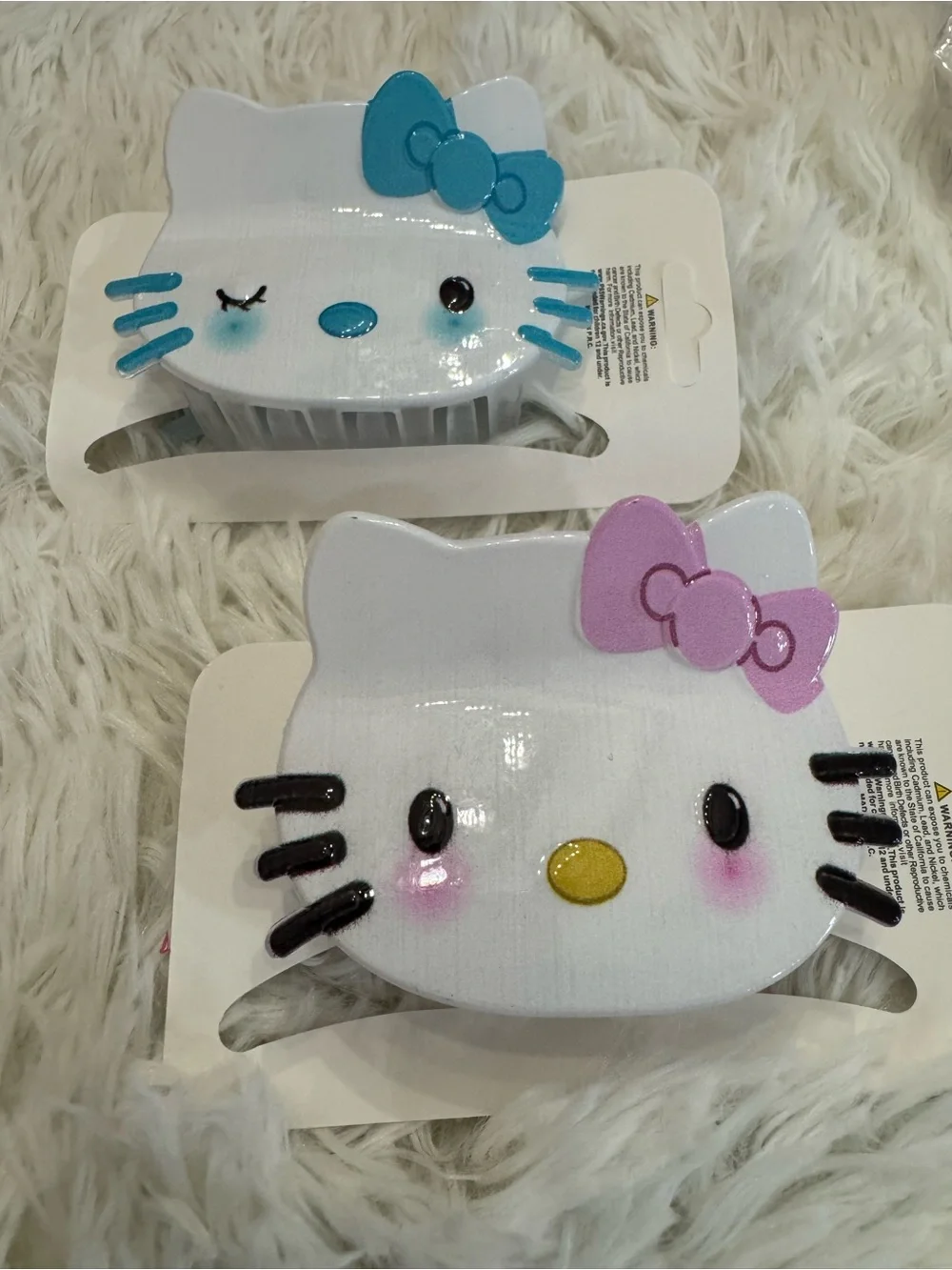 Cute Hello Kitty Hair Clips claws  — White with Blue and Pink set of 2